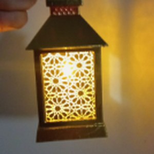 Hanging lantern light